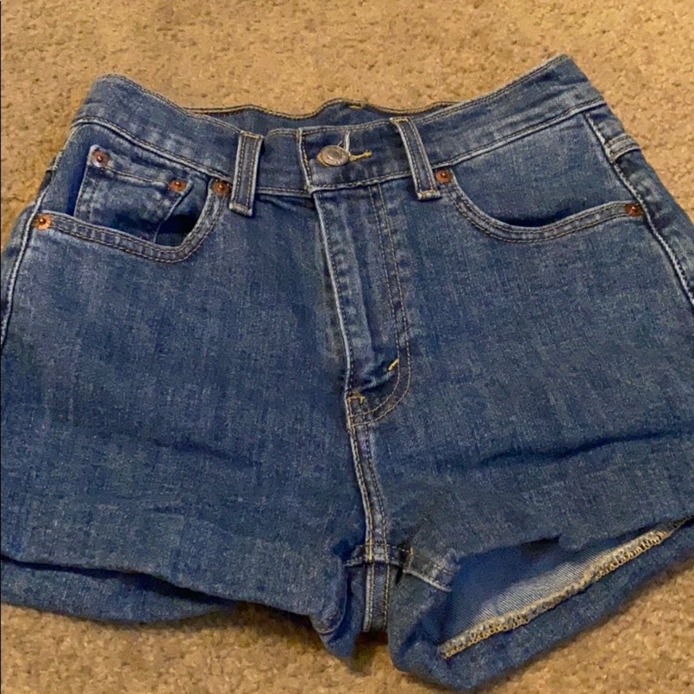 Levi’s shorts